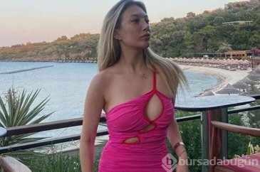 Mehmet Ali Erbil'in kızı Yasmin Erbil frikik vermek için fermuarını...