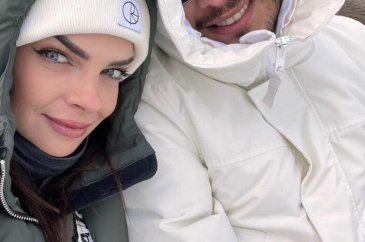 Oyuncu Pelin Karahan yıllardır hayalini kurduğu tatile gitti