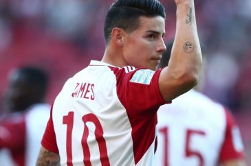 Olympiakos orta saha oyuncusu James Rodriguez ile yollarını ayırdı