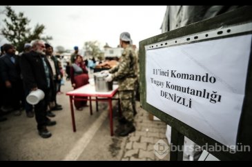Mehmetçikler Depremzedeleri yalnız bırakmıyor! Faaliyetler devam ed...