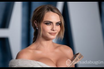 Model ve oyuncu Cara Delevingne sütyensiz tarzıyla olay oldu!