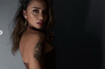 Survivor'ın 2023 yarışmacısı Zeynep Alkan cesur pozlar paylaştı