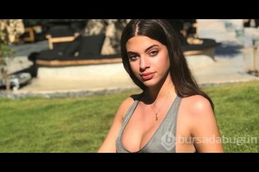 Derin Talu bikinili pozlarıyla baş döndürdü!