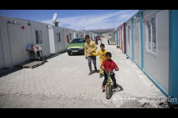 Kahramanmaraş'ta 280 aile konteyner kente yerleşti