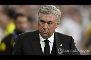 Ancelotti, Ferguson'u yakaladı!