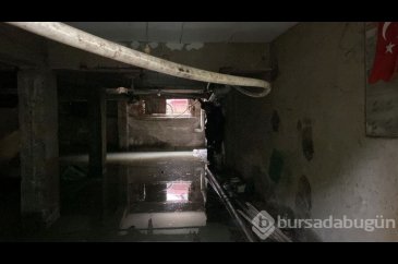 Kütahya'yı sağanak vurdu