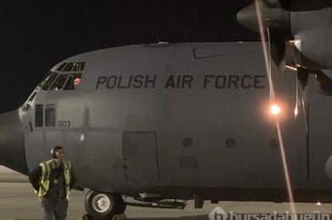 Polonya Moldova'ya 6 uçak dolusu silah ve mühimmat gönderdi