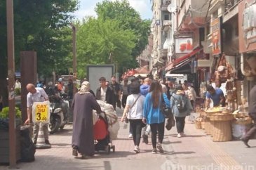 Haziran güneşini görenler dışarı akın etti