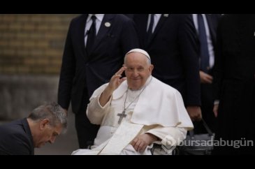 Papa Francis hastaneye kaldırıldı