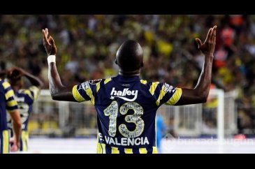 Fenerbahçe'de gol kralı olarak tanınan Enner Valencia takımdan ayrı...