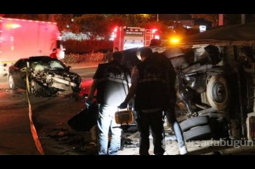 İzmir'deki feci kazada yarış iddiası: Anne öldü, bebeği yaralandı