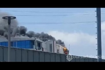 İstanbul'daki fabrikada korkutan yangın!