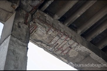 Esenler Otogarı'ndaki riskli köprüde güçlendirme çalışması