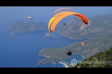 Babadağ'da 102 bin 53 yamaç paraşütü uçuşu yapıldı