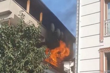 Bursa'da bir binanın 2. katında yangın çıktı