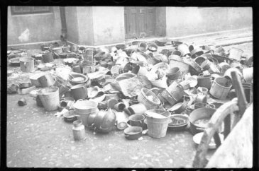 Gömdüğü fotoğraflar Nazi dehşetini gözler önüne serdi