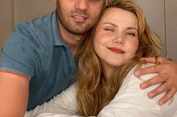 Eşi tarafından 32 kez bıçaklanan YouTuber Merve Veziroğlu yaşadıkla...