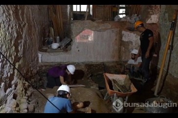 Binanın zemininde mezarlık bulundu: 150 Müslüman gömülmüş!