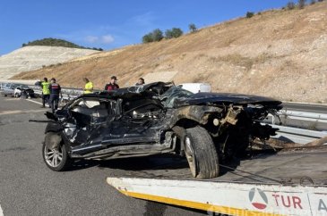 İstanbul-İzmir Otoyolu'nda zincirleme kaza: 2 ölü, 7 yaralı