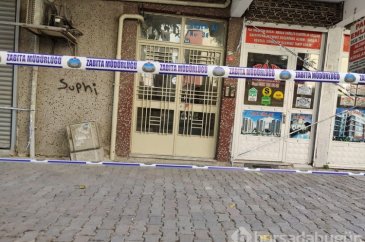 İstanbul'da kolonu patlayan bina boşaltıldı