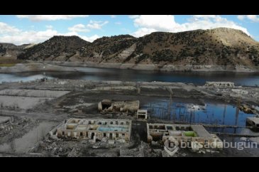 Kars'ta su çekildi, köy ortaya çıktı