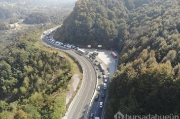 Bolu Dağı'nda trafik durma noktasına geldi
