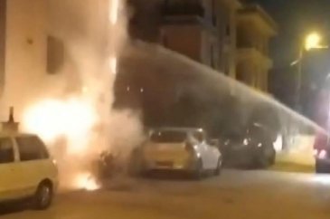 Beylikdüzü'nde doğalgaz tesisatında yangın