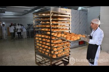 Hakkari'de meslek lisesinde, günde 6 bin ekmek üretiliyor