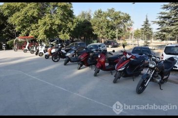 Görenler şoke oldu: Baskın yapılan ev çalıntı motosiklet dükkanı çı...