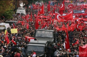 Bursalı şehit Samet Saraç'ın babası: Oğlum sana müjdeli haberi geti...