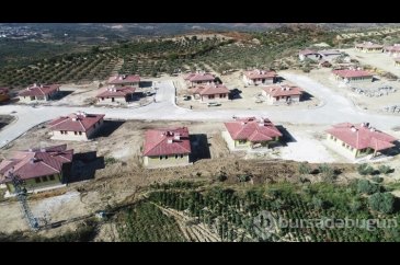 Hatay'da depremzedeler için yapılan köy evlerinde ilk teslimat kasımda
