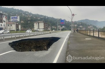 Rize'de yağışlar nedeniyle çöken yolda çalışma başlatıldı
