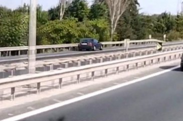TEM'de kilometrelerce ters yönde gitti