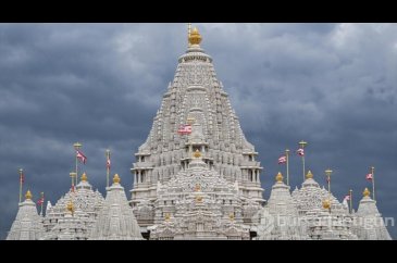 ABD'nin en büyük Hindu tapınağı, 12 yıllık inşa sürecinin ardından ...