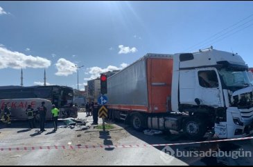 Tekirdağ'da yolcu otobüsüyle TIR çarpıştı