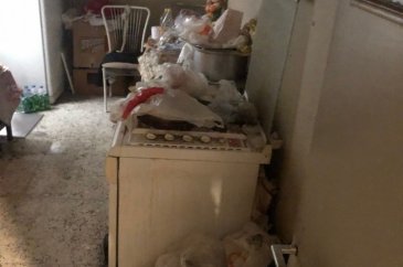 Adana'da çöple dolu ev: "Eşim öldükten sonrasını hatırlamıyorum"