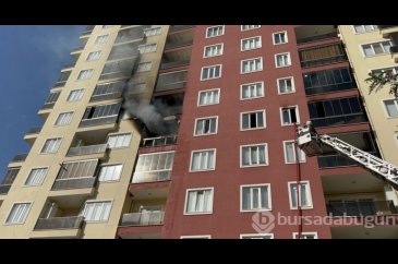 Bursa Yıldırım'da apartmanın 4. katında yangın!
