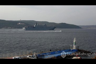 TCG Anadolu, Çanakkale Boğazı'ndan geçti
