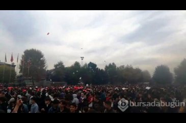 8 bin 100 liselinin katıldığı 'Türk Bayrağı' koreografisi yapılamad...