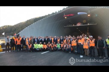 Yenilenen Bolu Dağı Tüneli trafiğe açıldı