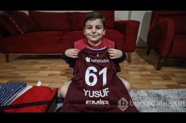 Biber gazlı saldırıya uğrayan Trabzonsporlu çocuk, takımının maçını...