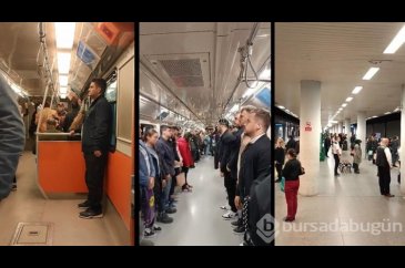 Metro ve tramvaylarda 116 bin kişiden Ata'ya saygı duruşu
