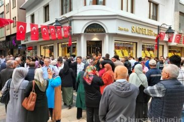 Dilan Polat dedikodusu ilçeyi karıştırdı