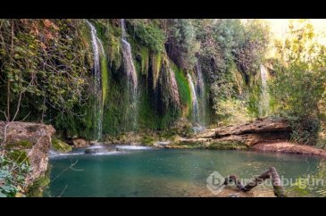 Kurşunlu Şelalesi'nde sonbahar
