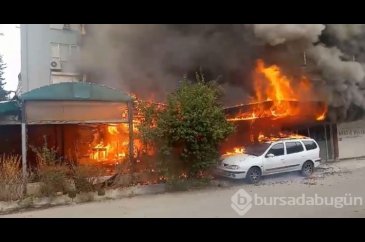 Atıl durumdaki yangın, arabayı yaktı
