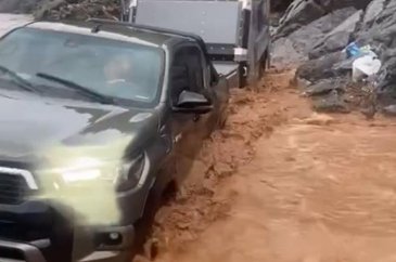 Dünyaca ünlü koyda korku dolu anlar