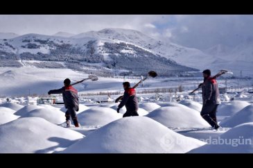 Erzurum'da kış mezarları hazır
