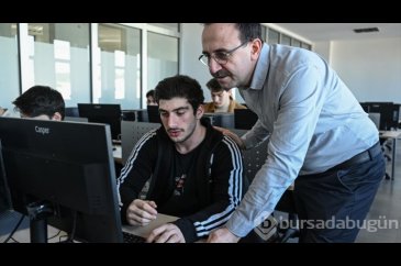 İTÜ'de "beyaz şapkalı" hackerlar yetişiyor
