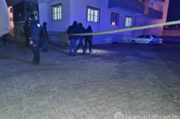 Amca ile yeğenin kavgasında silahlar çekildi: 2 ölü
