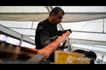 Ankara'da 15 metrelik Adana kebabı yapıldı
